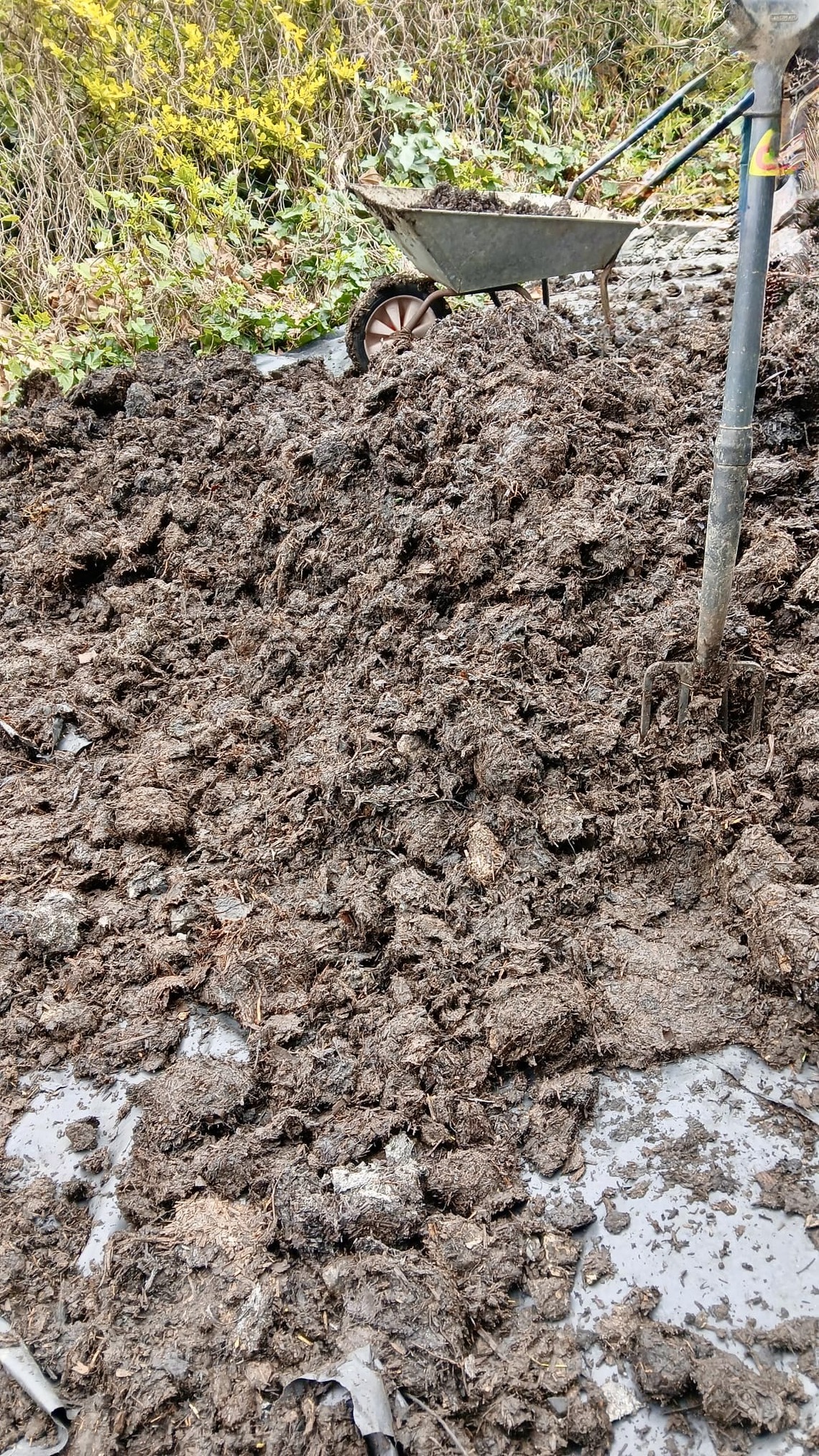Manure delivery
